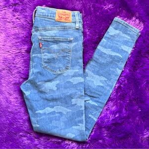 Levi’s Super Skinny Jeans